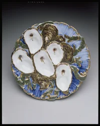 Oesterbord uit de Rutherford B. Hayes Witte Huis service, ontworpen 1879 (porselein & email)
