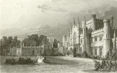 Zuidelijk aanzicht van Lowther Castle