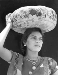 Vrouw in Tehuantepec, Mexico, 1929