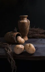 Rustiek aardappelstilleven