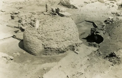 Koepelgebouw, al-Fustat, Egypte, foto door Ugo Monneret de Villard