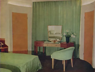 Een slaapkamer in een huis aan Portland Place, ontworpen door Ian Henderson & Co. uit Londen, 1935