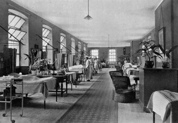 Een zaal in Guys Hospital, Southwark, Londen, 1904