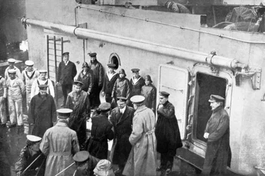 Admiraal Jellicoes afscheid van Lord Kitchener, Eerste Wereldoorlog, 1914-1916, ca. 1920