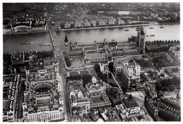 Luchtfoto van Westminster, Londen, vanuit een Zeppelin, 1931