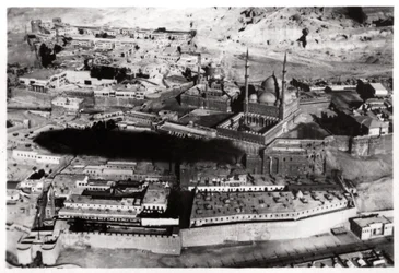 Luchtfoto van de Moskee van Mohammed Ali Pasha, Caïro, Egypte, vanuit een Zeppelin, 1931-1933