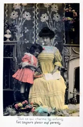 Alles wat de kinderen charmeert.., Franse ansichtkaart, c1900