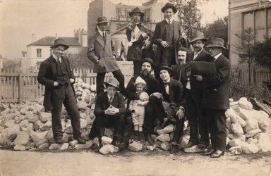 Kunstenaars voor La Ruche, Montparnasse, 1914