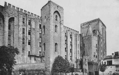 Avignon. - Pauselijk Paleis St. Jean en Trouillas Torens Westfront, ca. 1925