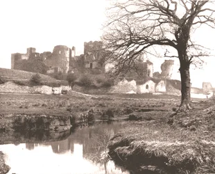 Caerphilly Kasteel, Wales, 1894