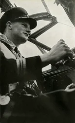 Kapitein Gilbert Rae, BOAC Mosquito piloot, Tweede Wereldoorlog, ca. 1939-ca. 1944, 1946