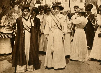 Christabel Pankhurst en Emmeline Pethick-Lawrence, Hyde Park, Londen, 21 juni 1908, 1933