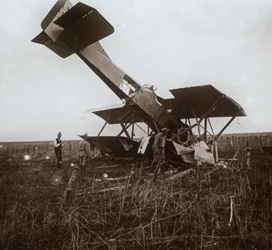 Neergestort Vliegtuig, Tracy-le-Val, Noord-Frankrijk