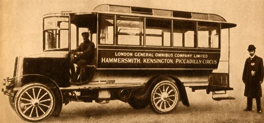 Eerste L.G.O.C. Motorbus