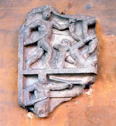 Fragment van een Romeins reliëf dat gladiatoren toont die vechten