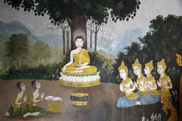 Fresco dat een scène uit het leven van de Boeddha afbeeldt in Wat Phra Doi Suthep, Chiang Mai. Boeddha ontvangt aalmoezen. Thailand