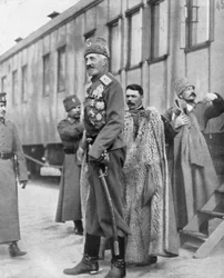 Grootvorst Nikolai Nikolaevich, Russische generaal uit de Eerste Wereldoorlog, 16-17 maart 1917