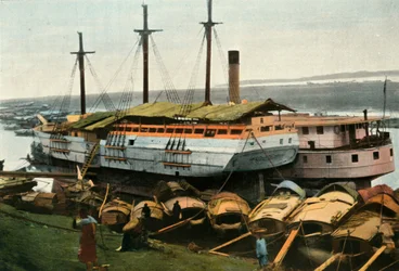 Hanoi. Bords Du Fleuve Rouge, Hanoi. Aan de oevers van de Rode Rivier, 1900