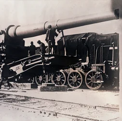 Zware artillerie op een trein, ca. 1914-ca. 1918