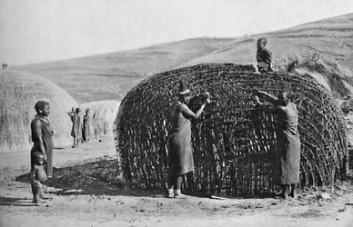 Huttenbouw in Zululand, 1912