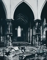 Interieur van de Temple Church na de brand