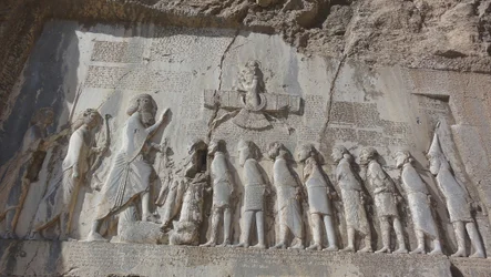 Koning Darius I. en gevangenen, 521 v.Chr.