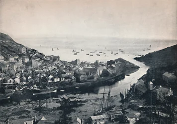 Looe - Uitzicht vanaf de heuvels, met zicht op de monding, 1895