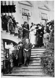 Marie Curie, Pools-Franse natuurkundige met de Amerikaanse president Harding