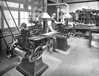 Monotype-gieters en stereotype-afdeling, 1919