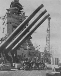 Aan boord van H.M.S. Nelson, leden van de Zuid-Afrikaanse divisie van de RNVR