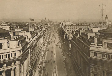 Op Het Dak van Bush House, Kijken Vanaf Kingsway Naar De Noordelijke Hoogten, c1935