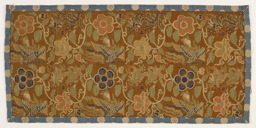 Paneel met draken, parels, feniksen en bloemmotieven