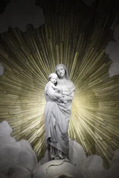 Saint-Francois-Xavier kerk Beeld van de Maagd en kind, Parijs, Frankrijk