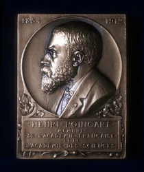 Plaquette ter herdenking van de dood van Henri Poincaré, Franse wiskundige, 1912