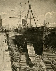 Het plaatsen van de obelisk in het ruim van de stoomboot