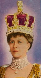 Koningin Mary, gemalin van koning George V, bij haar kroning, 1911 1935