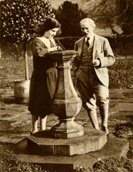 Ramsay MacDonald, eerste Labour-premier, bij Chequers met zijn dochter, 1924, 1935