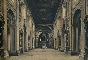Rome - Hoofdnave van de Basiliek van Sint-Jan van Lateranen Borromini, arch. 1650, 1910