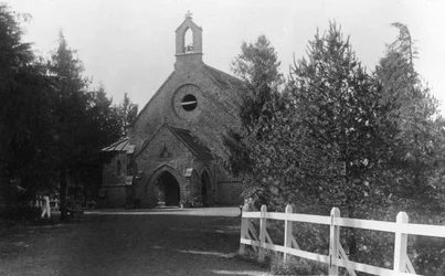 St. Hughs Kerk, Chakrata, India, 1917