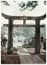 Stenen torii, Suwa-tempel, Nagasaki, Japan