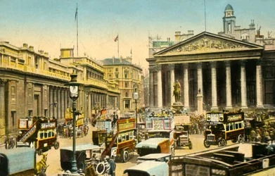 De Bank of England en Royal Exchange, Londen, c1910