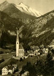 De Kerk van St Vincent, Heiligenblut am Großglockner, Oostenrijk, ca. 1935