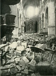 De schade aan de kathedraal van Cambrai, 1919