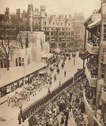 De Gouden Koets verlaat de Abdij, 12 mei 1937