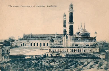 De Grote Emambara & Moskee. Lucknow, ca. 1900
