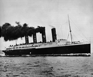De Lusitania op volle snelheid, 1915