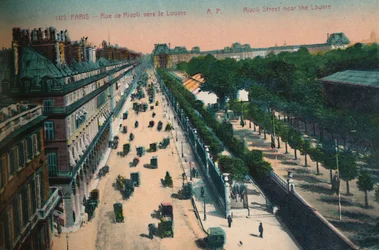 De Rue de Rivoli richting het Louvre, Parijs, ca. 1920