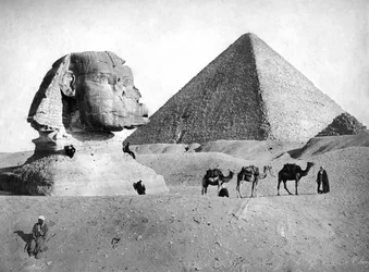 De Sfinx en piramide bij Gizeh, Egypte, ca. 1882