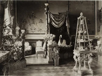 De tentoonstelling van de Fabergé-collectie van de Russische keizerlijke familie in het Dervis Mansion in St. Pete
