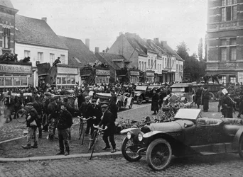 De rol van motortransporten in de terugtocht uit Antwerpen, 1914